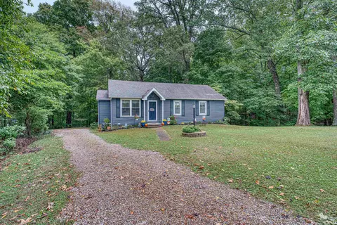 5712 Hausman Rd, Mount Vernon, IN 47620