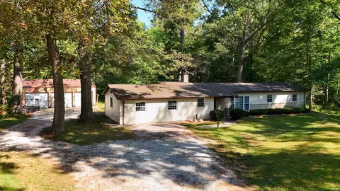2654 E 300 Rd, Washington, IN 47501