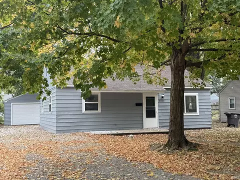 4821 Oliver St, Fort Wayne, IN 46806