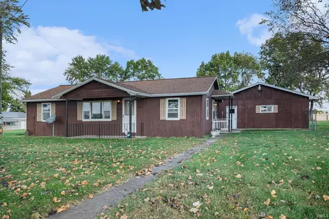 278 E 575 North Rd, Leesburg, IN 46538