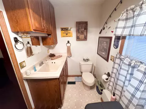 203 S Johnson Ave, Bloomington, IN 47404 photo 17