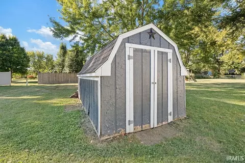 516 Nancy Dr, Sweetser, IN 46987 photo 28