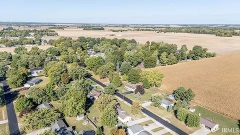 516 Nancy Dr, Sweetser, IN 46987 photo 32