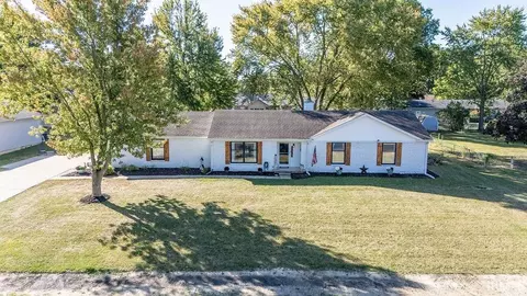 516 Nancy Dr, Sweetser, IN 46987 photo 4