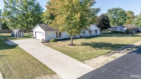 516 Nancy Dr, Sweetser, IN 46987 photo 3
