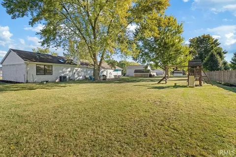 516 Nancy Dr, Sweetser, IN 46987 photo 26
