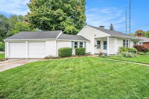401 College Ave, Winona Lake, IN 46590
