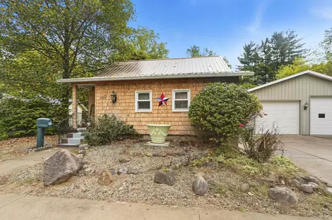 309 S Maple St, North Manchester, IN 46962