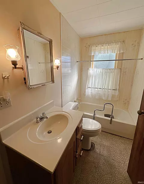 Bath - 1308 E Van Trees St, Washington, IN 47501 photo 1 of 1