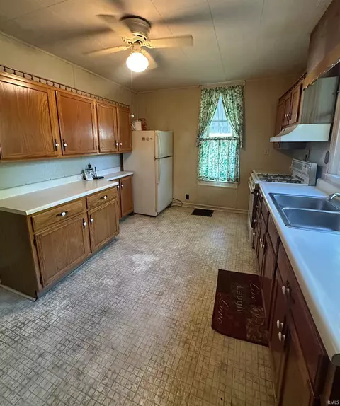 Kitchen - 1308 E Van Trees St, Washington, IN 47501 photo 4 of 4