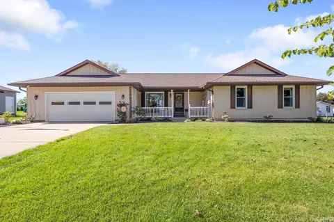 607 Claudia Ln, Middlebury, IN 46540