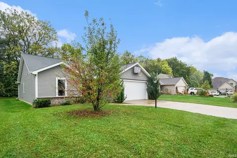 2146 Lindenwood Ave, Warsaw, IN 46580