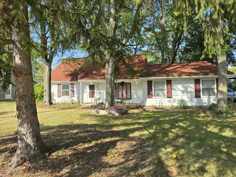 4209 Reed Rd, Fort Wayne, IN 46815