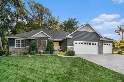 50961 Forest Lake Trl, South Bend, IN 46628