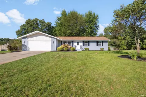 54737 Country Manor Pl, Elkhart, IN 46514