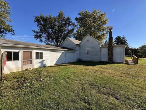 107 W Hancock Ave, Mitchell, IN 47446 photo 25