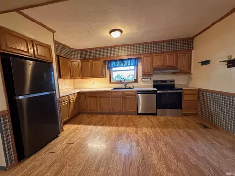 107 W Hancock Ave, Mitchell, IN 47446 photo 13