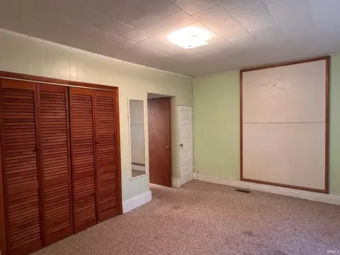 107 W Hancock Ave, Mitchell, IN 47446 photo 8