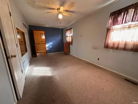 107 W Hancock Ave, Mitchell, IN 47446 photo 17