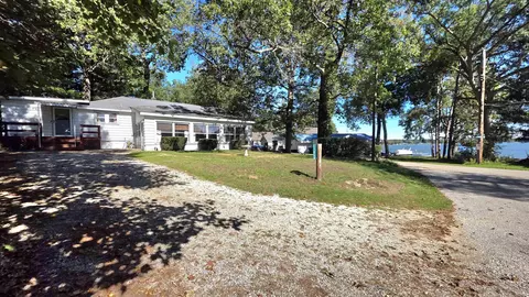 11060 E Mohawk Rd, Walkerton, IN 46574 photo 1
