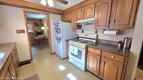 11060 E Mohawk Rd, Walkerton, IN 46574 photo 8