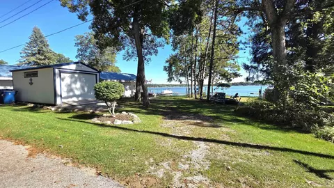 11060 E Mohawk Rd, Walkerton, IN 46574 photo 3