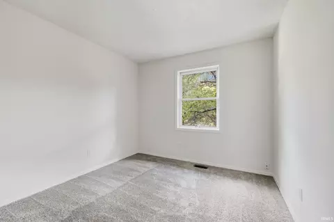 2394 E Winding Brook Cir, Bloomington, IN 47401 photo 17