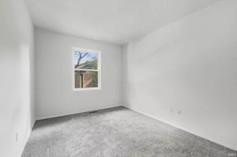 2394 E Winding Brook Cir, Bloomington, IN 47401 photo 19