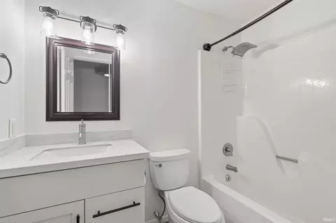 2394 E Winding Brook Cir, Bloomington, IN 47401 photo 21
