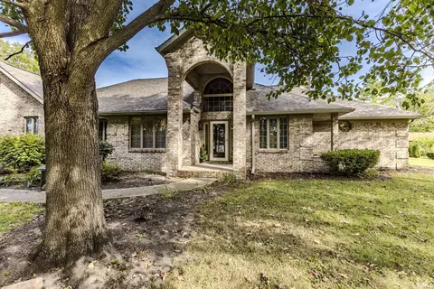 4808 N Camelot Dr, Muncie, IN 47304