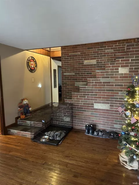 Entry Way - 902 E 8th St, Fowler, IN 47944 photo 2 of 2