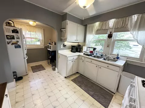 301 Eckman St, South Bend, IN 46614 photo 15