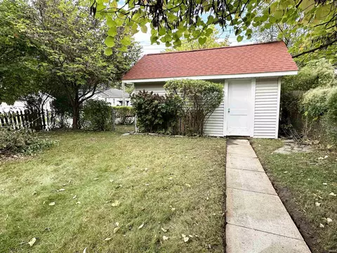 301 Eckman St, South Bend, IN 46614 photo 5