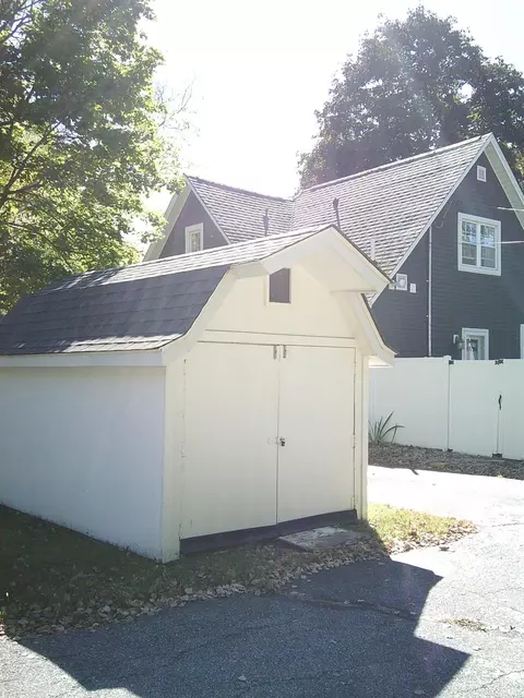 Exterior - 1017 E Columbia St, Delphi, IN 46923 photo 4 of 4