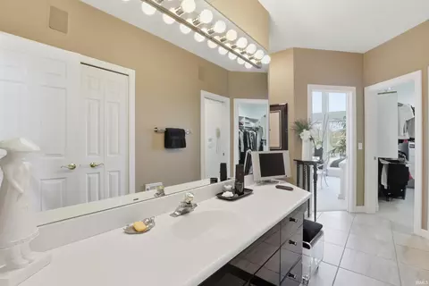 Bath - 1516 Sevan Lake Ct, Fort Wayne, IN 46825 photo 4 of 5