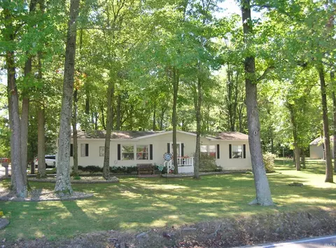 4423 Fickas Rd, Evansville, IN 47714