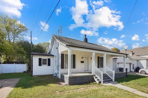 209 N Maple Ave, Warsaw, IN 46580