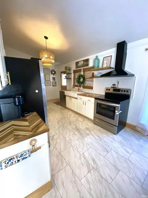 Kitchen - 151 Pleasant View Dr, Mitchell, IN 47446 photo 2 of 3