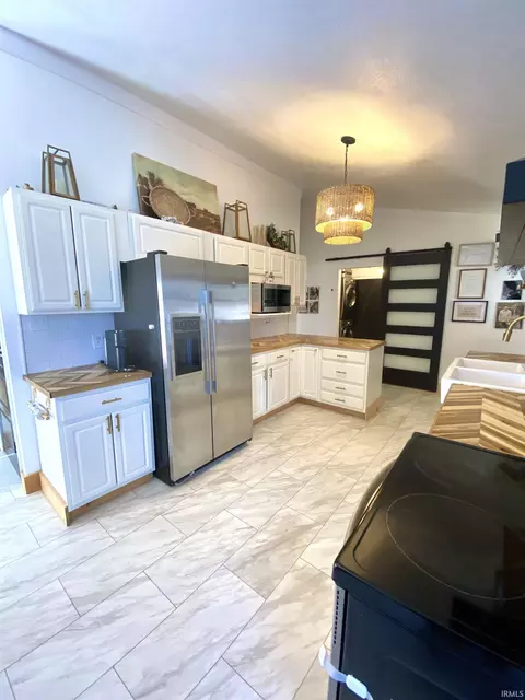 Kitchen - 151 Pleasant View Dr, Mitchell, IN 47446 photo 3 of 3