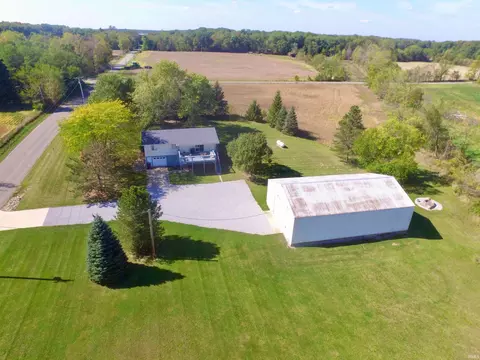 5570 E 500 S, Hamilton, IN 46742 photo 2