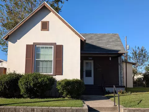 1001 E Locust St, Vincennes, IN 47591