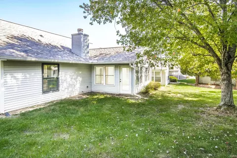 Exterior - 1004 E Sherbrooke Dr, Bloomington, IN 47401 photo 3 of 4