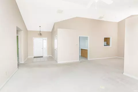 Living - 1004 E Sherbrooke Dr, Bloomington, IN 47401 photo 4 of 5