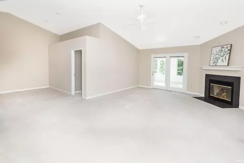 Living - 1004 E Sherbrooke Dr, Bloomington, IN 47401 photo 2 of 5