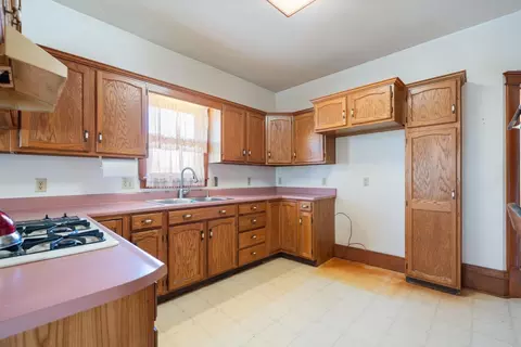105 E Section St, Claypool, IN 46510 photo 9
