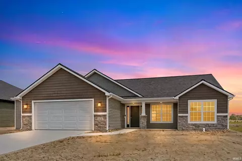 5038 Chickadee Dr, Woodburn, IN 46797