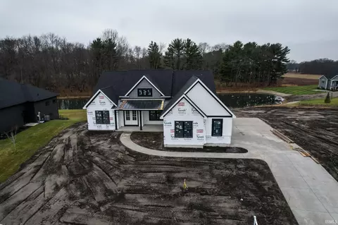 18560 Fontana Dr, South Bend, IN 46637