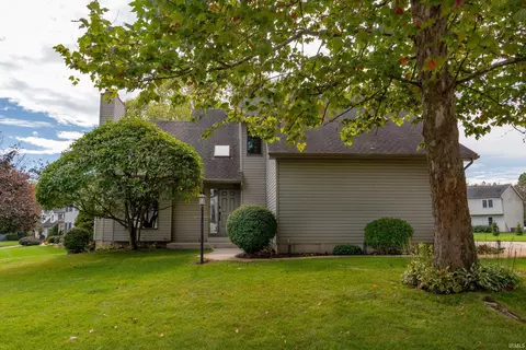 14770 Fairfield Dr, Granger, IN 46530