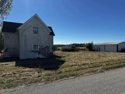 9964 E 400 N Rd, Van Buren, IN 46991