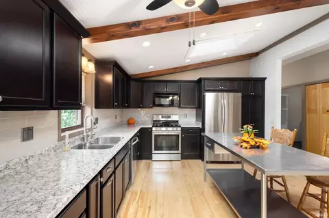 10824 Anderson Rd, Granger, IN 46530 photo 7